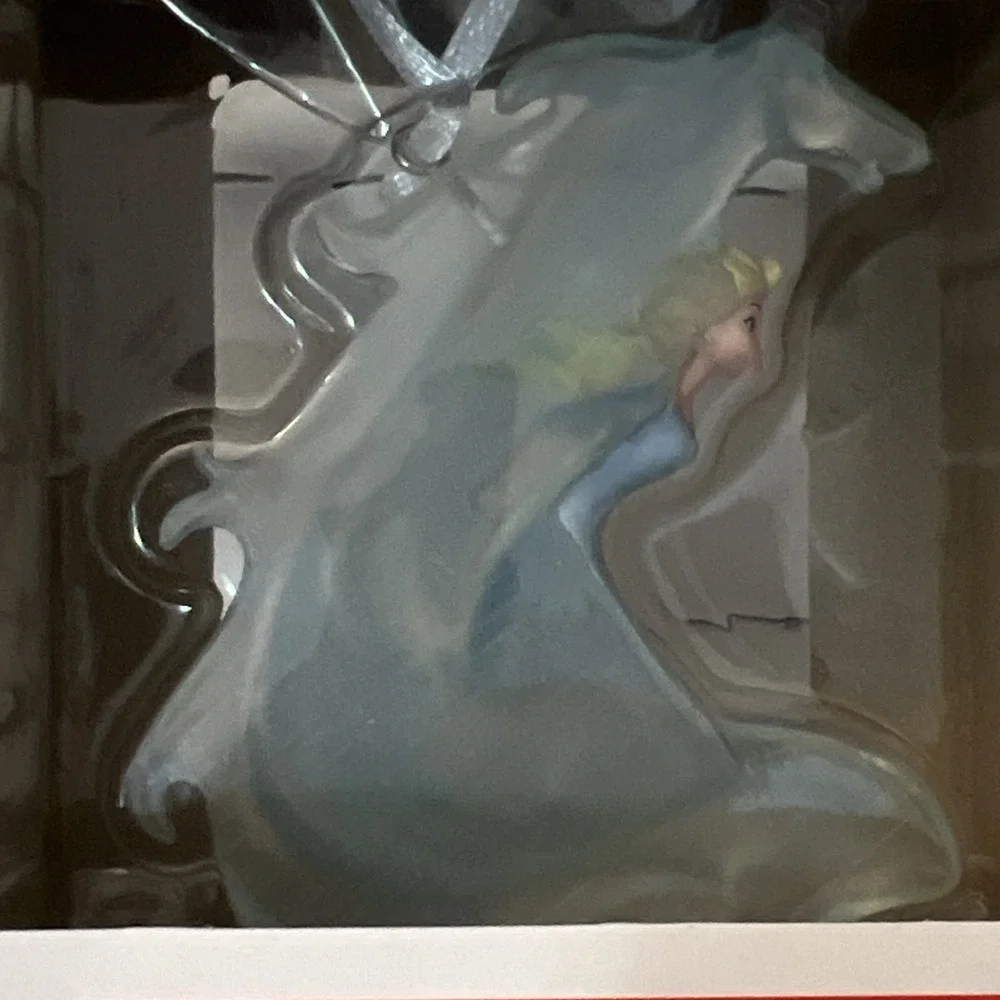 Hallmark Ornaments Disney Frozen Elsa and‎ the Nokk Horse NIB Christmas Holiday